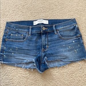 Abercrombie & Fitch short Sz 26 w fringed hem